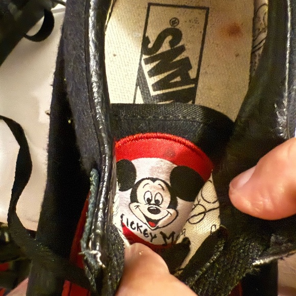 Rare Vans Old Skool
Disney Mickey Mouse Club Black Big Kids 4.5 - Picture 6 of 8